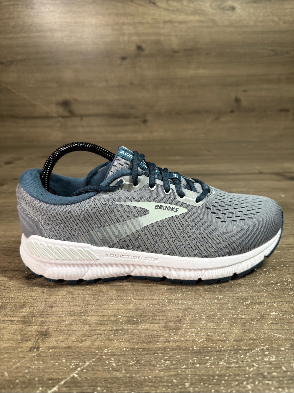 Brooks Addiction GTS 15 Womens 8.5 B Gray Navy Running Walking Shoes 120352